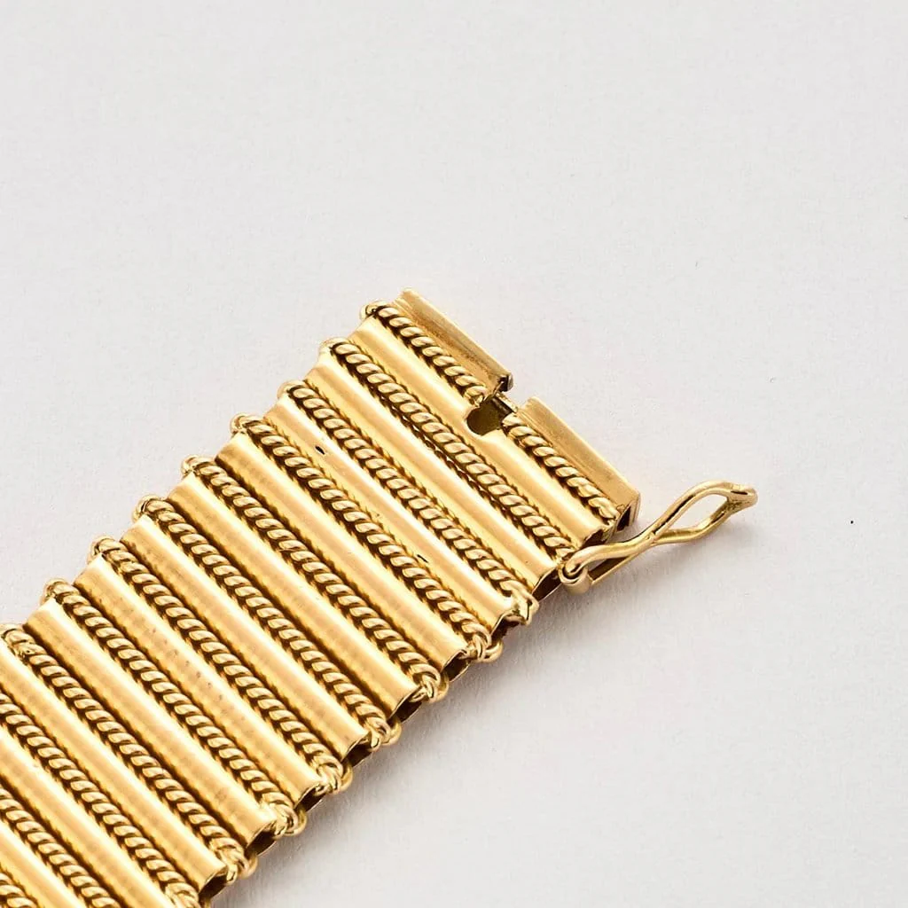 Yellow gold articulated bracelet - Image 5