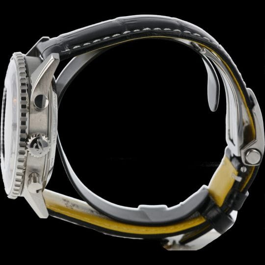 Fake Navitimer B01 Chronograph 43 Watch - Image 4
