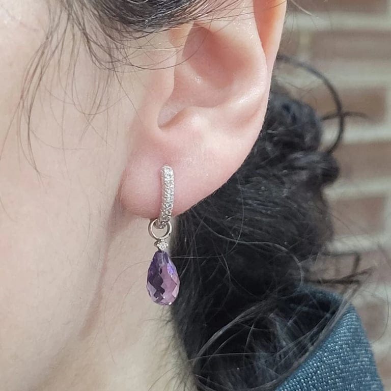Detachable earrings in 18k white gold and amethysts  - Image 2