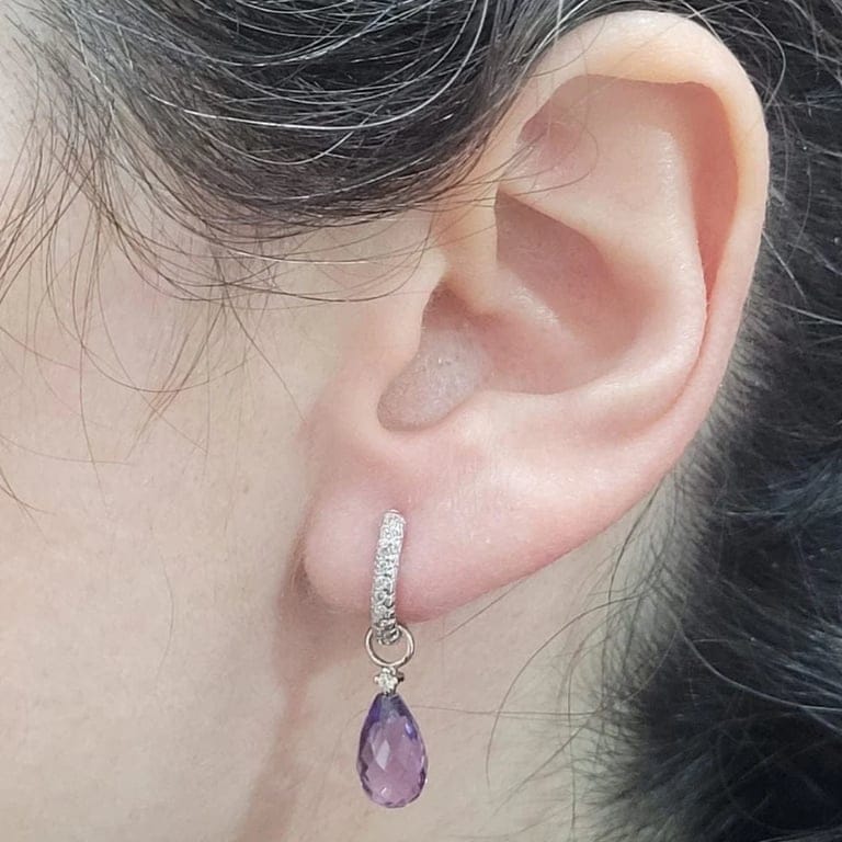 Detachable earrings in 18k white gold and amethysts  - Image 3