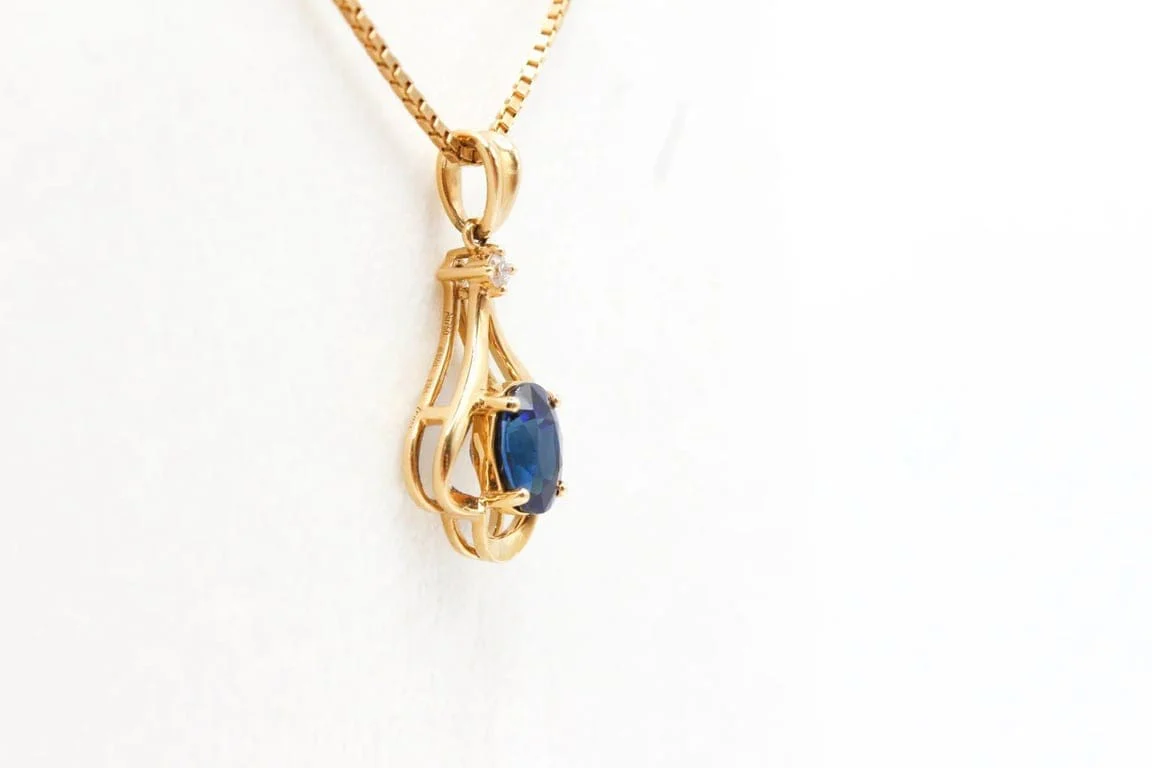 Sapphire pendant "EROSE" - Image 6