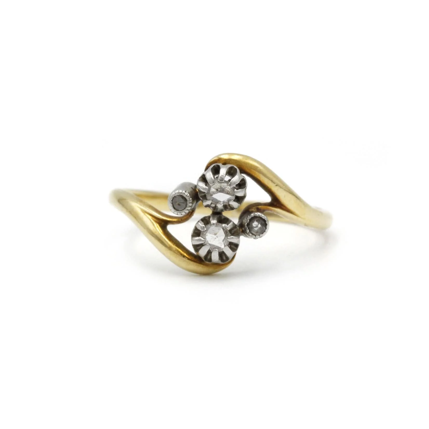 Yellow gold and white diamond ring