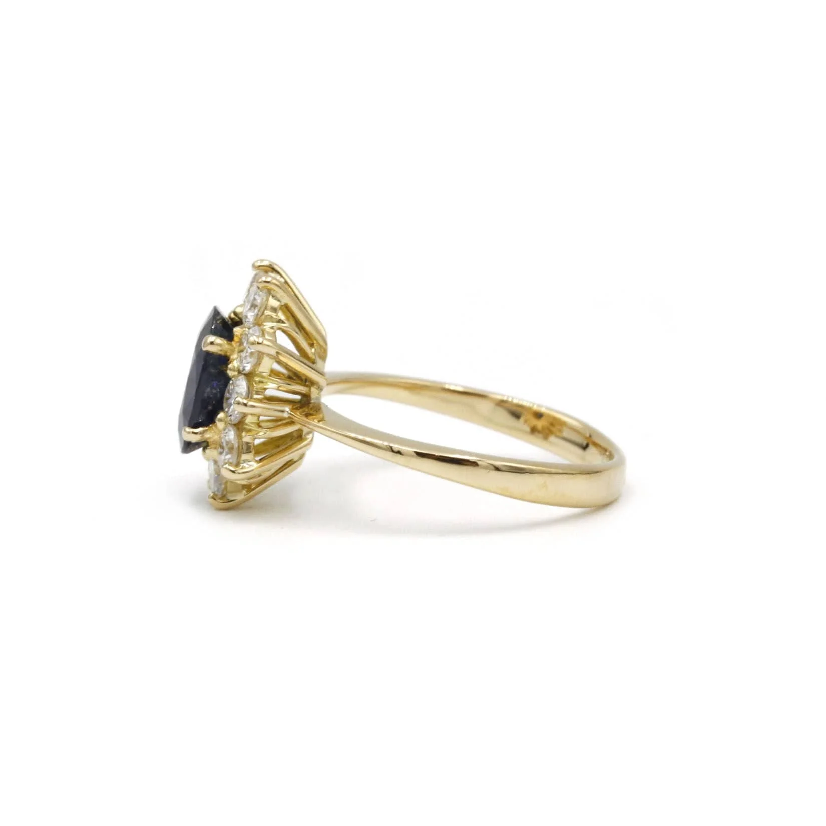 Ring Daisy Diamonds & Sapphire - Image 2