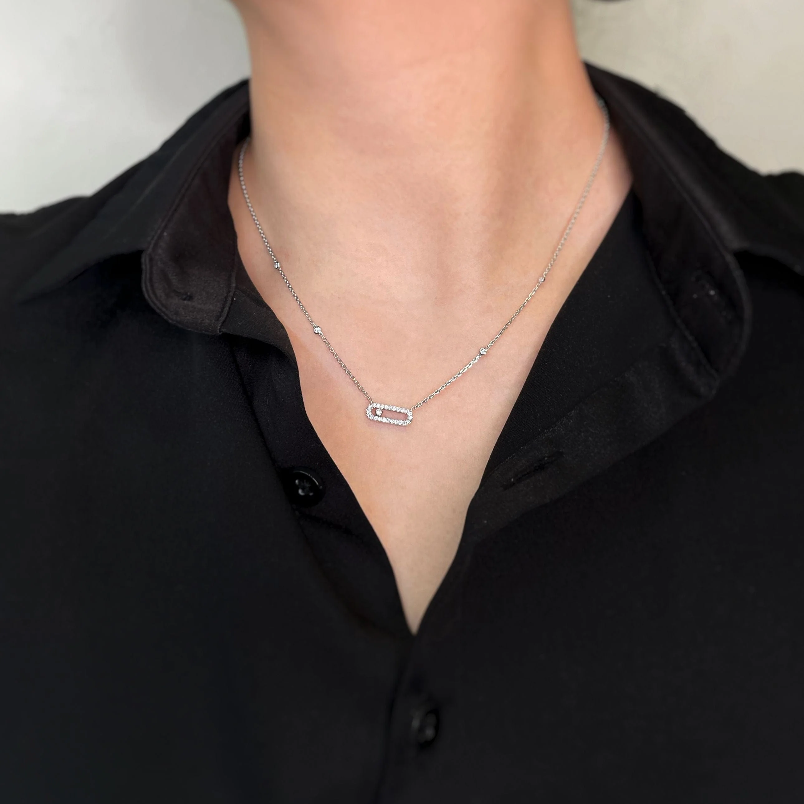 Move Uno white gold necklace - MESSIKA - Image 8