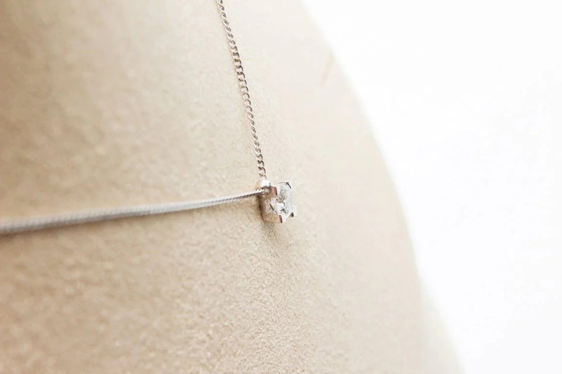 White gold diamond pendant - Image 7