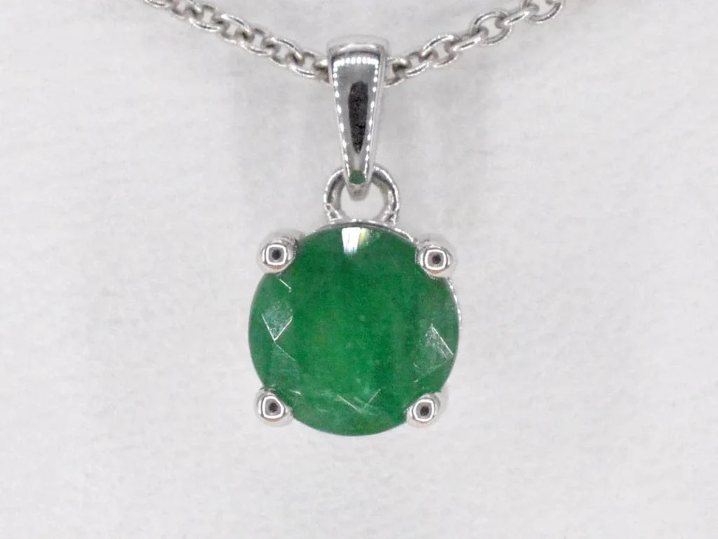 White gold pendant with emerald - Image 7