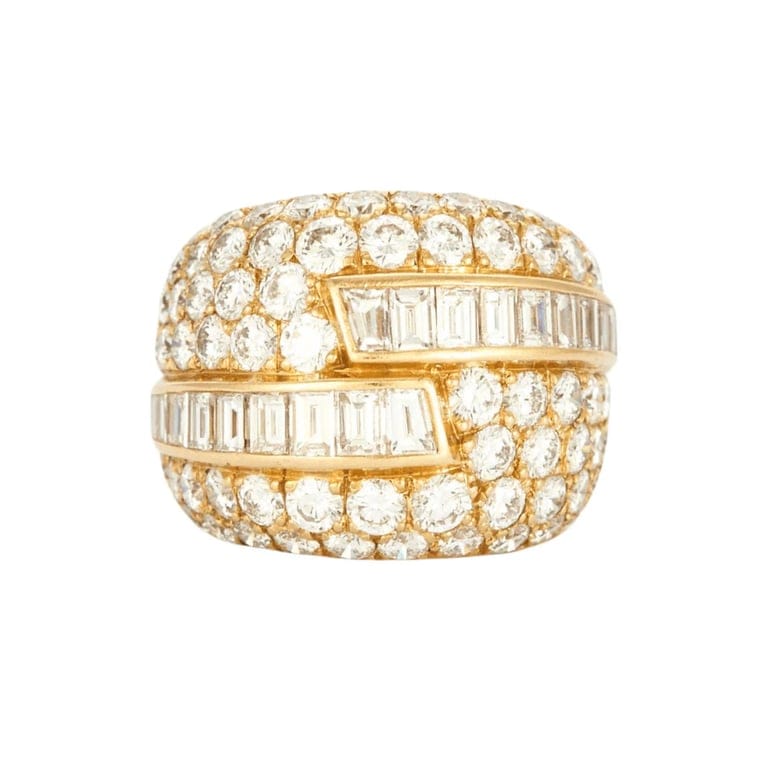 VAN CLEEF & ARPELS - Important Yellow Gold Diamond Ball Ring