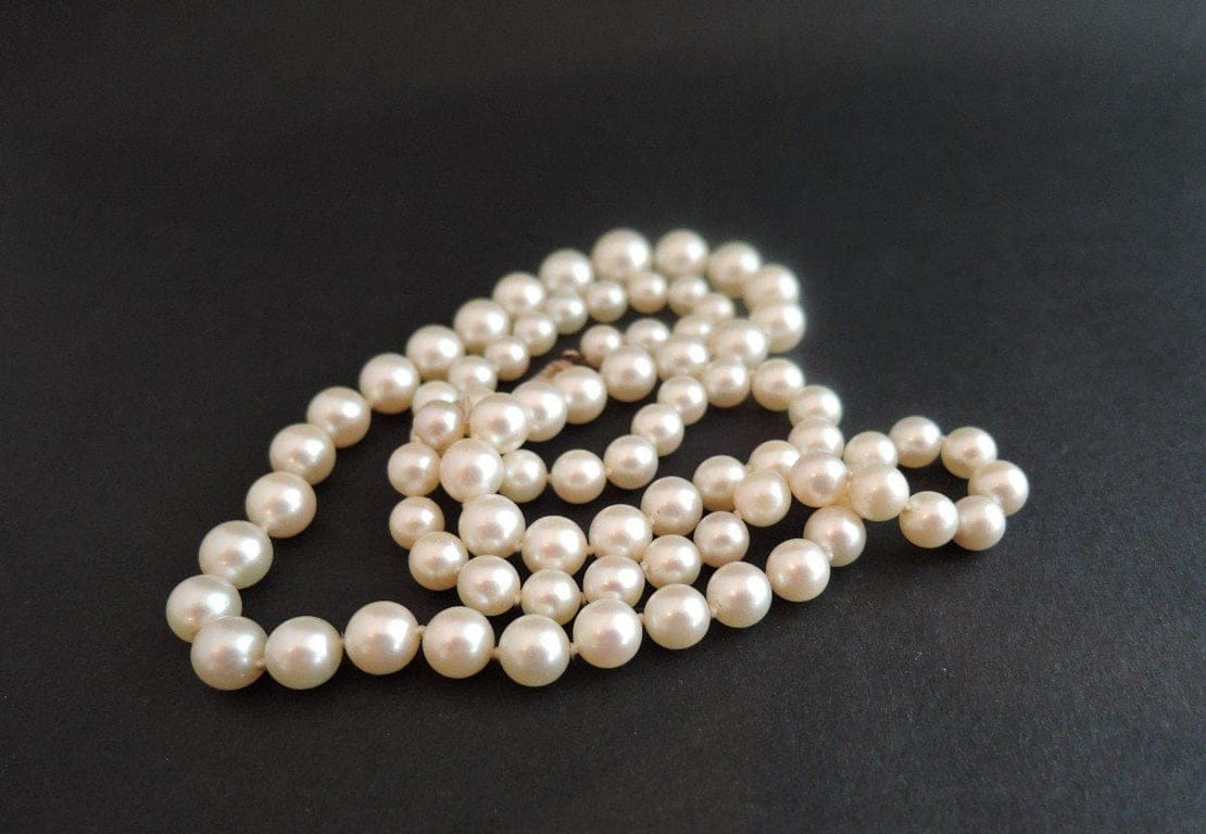 Cultured Pearl Necklace - Image 4