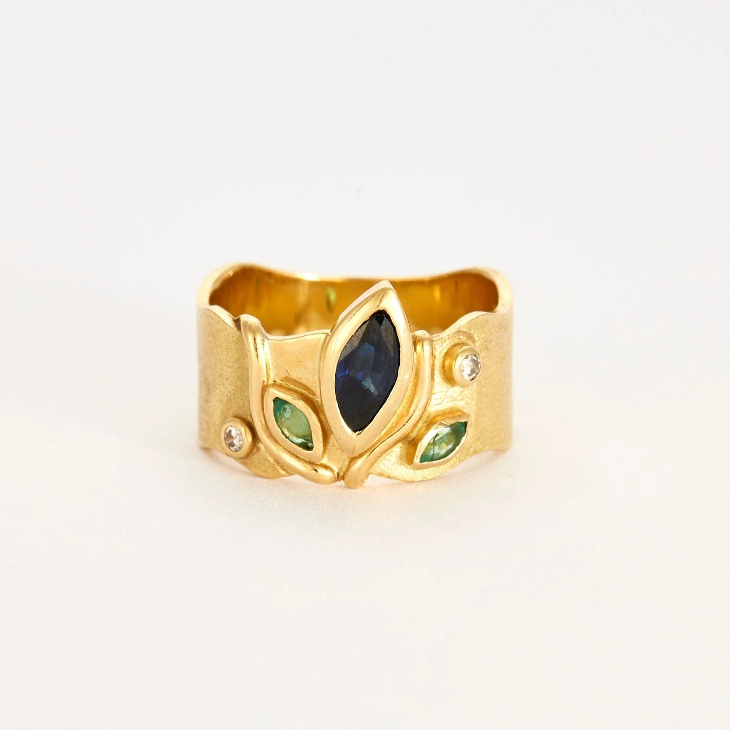 Sapphire Emerald Diamond Ring - Image 2