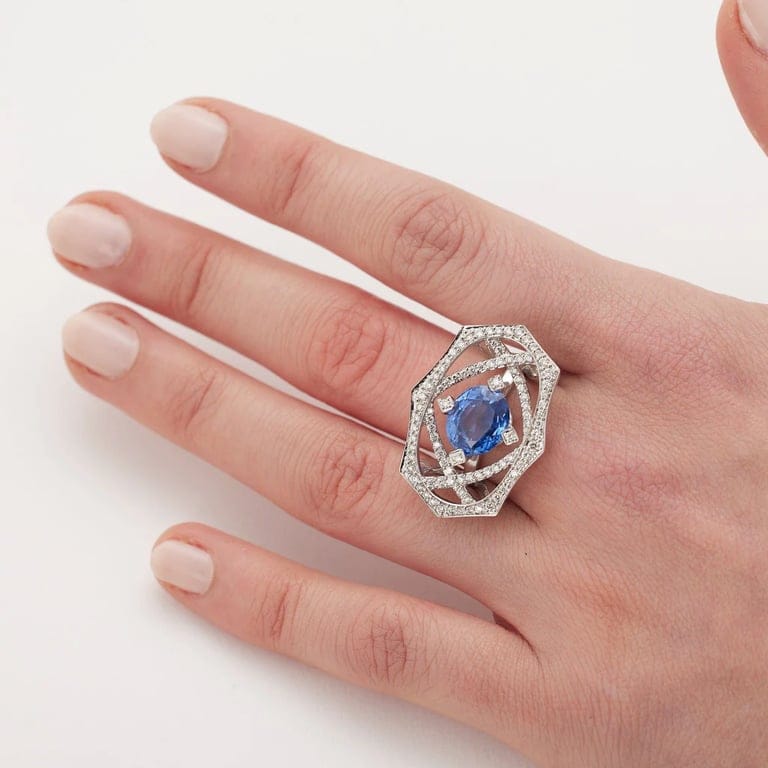 Sapphire and diamond ring - Image 7
