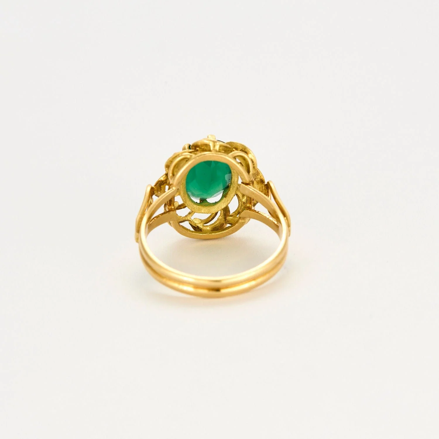 Emerald yellow gold ring - Image 2