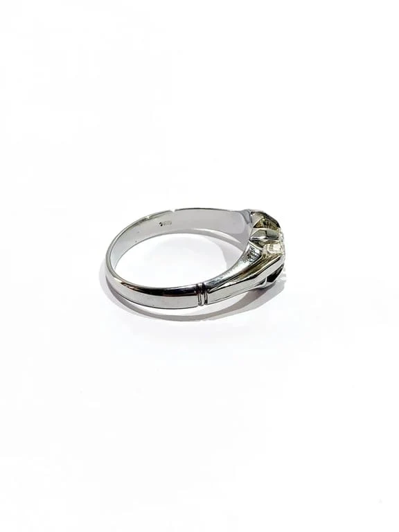 Gold and Diamond Ring - Image 10