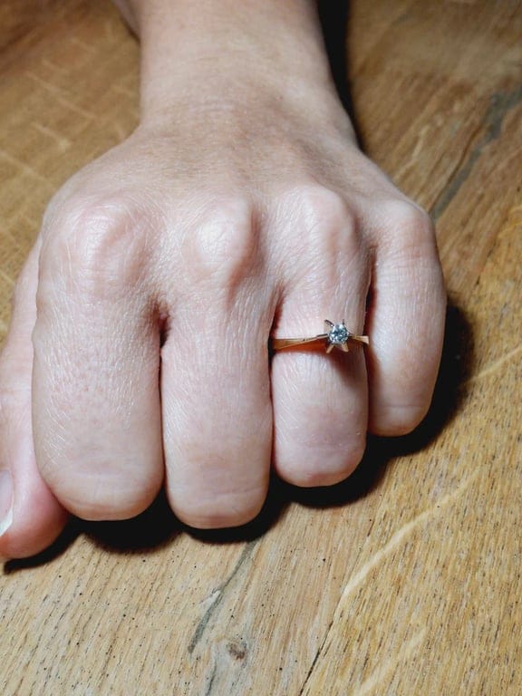 Solitaire In Yellow Gold And Diamond - Image 2