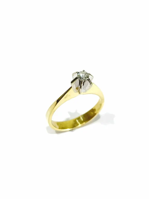 Solitaire In Yellow Gold And Diamond - Image 5