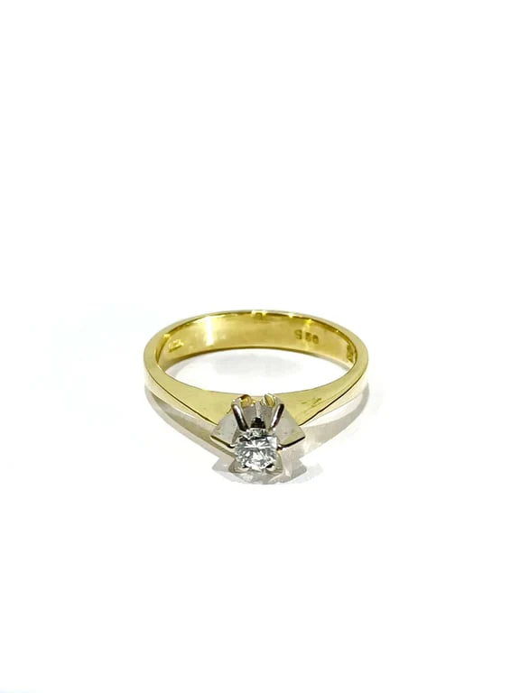 Solitaire In Yellow Gold And Diamond - Image 8