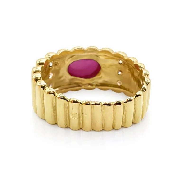 Yellow gold ring with ruby and diamonds - Image 5