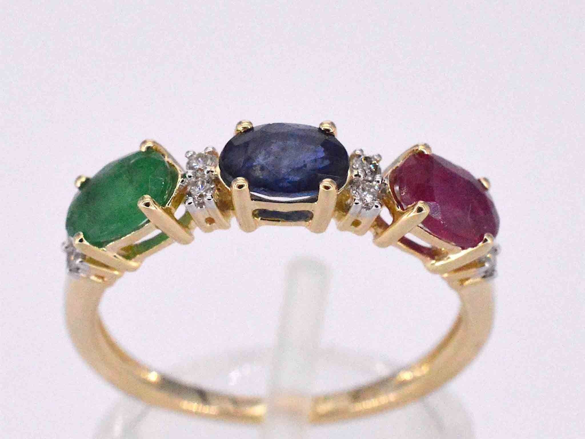 Gold ring with diamonds and sapphire, ruby, emerald - Image 4