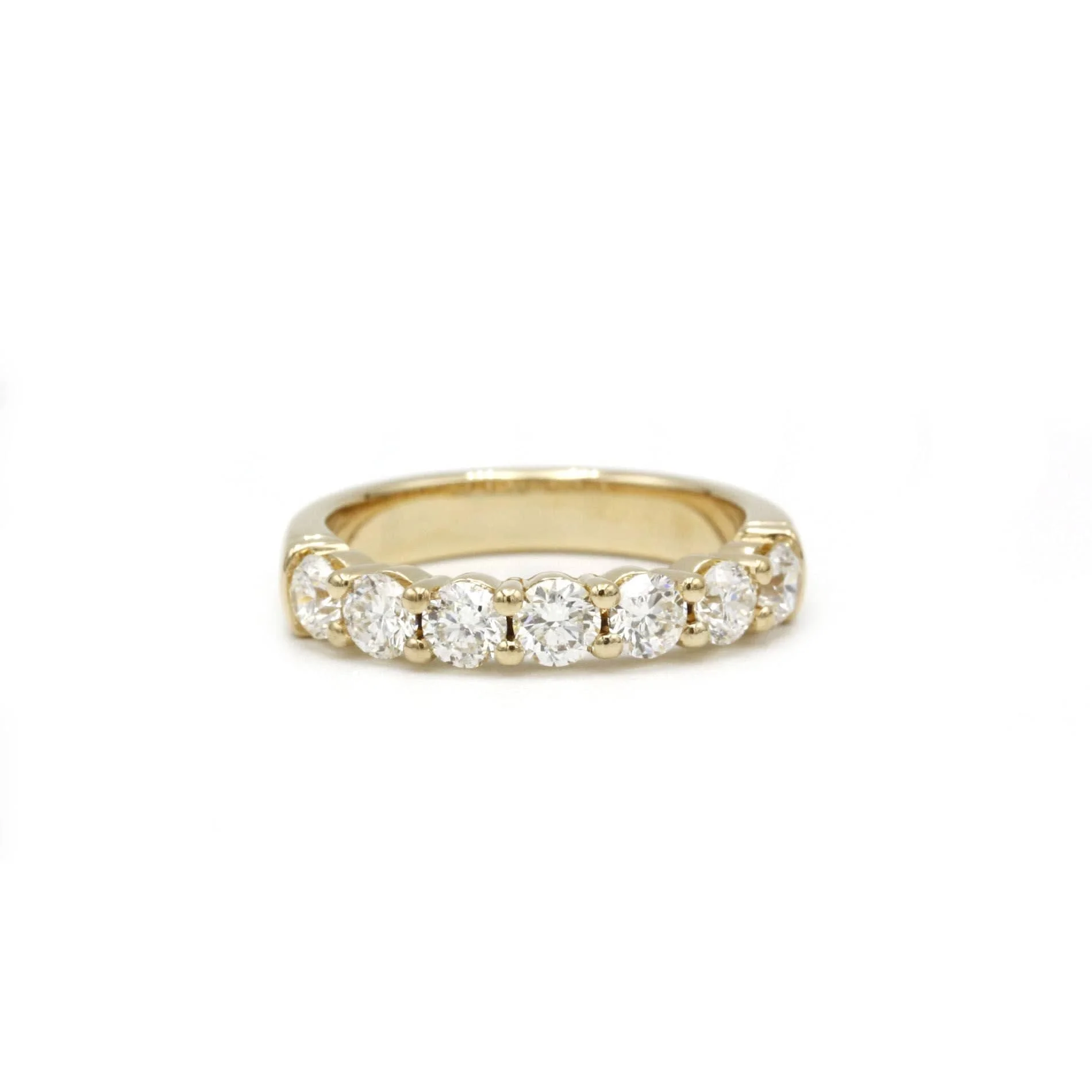 Half-Alliance - yellow gold and diamonds