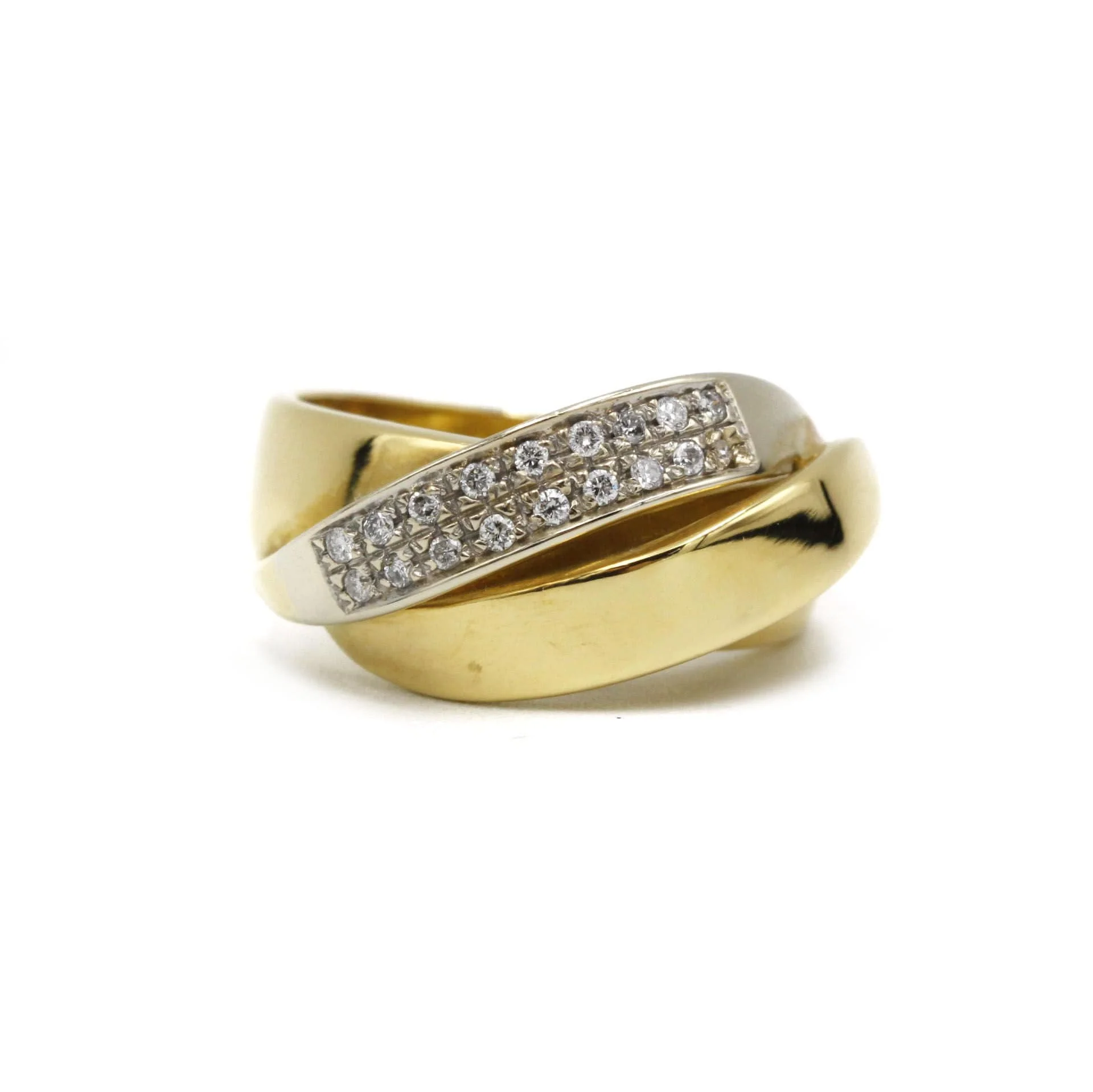 Yellow gold diamond ring