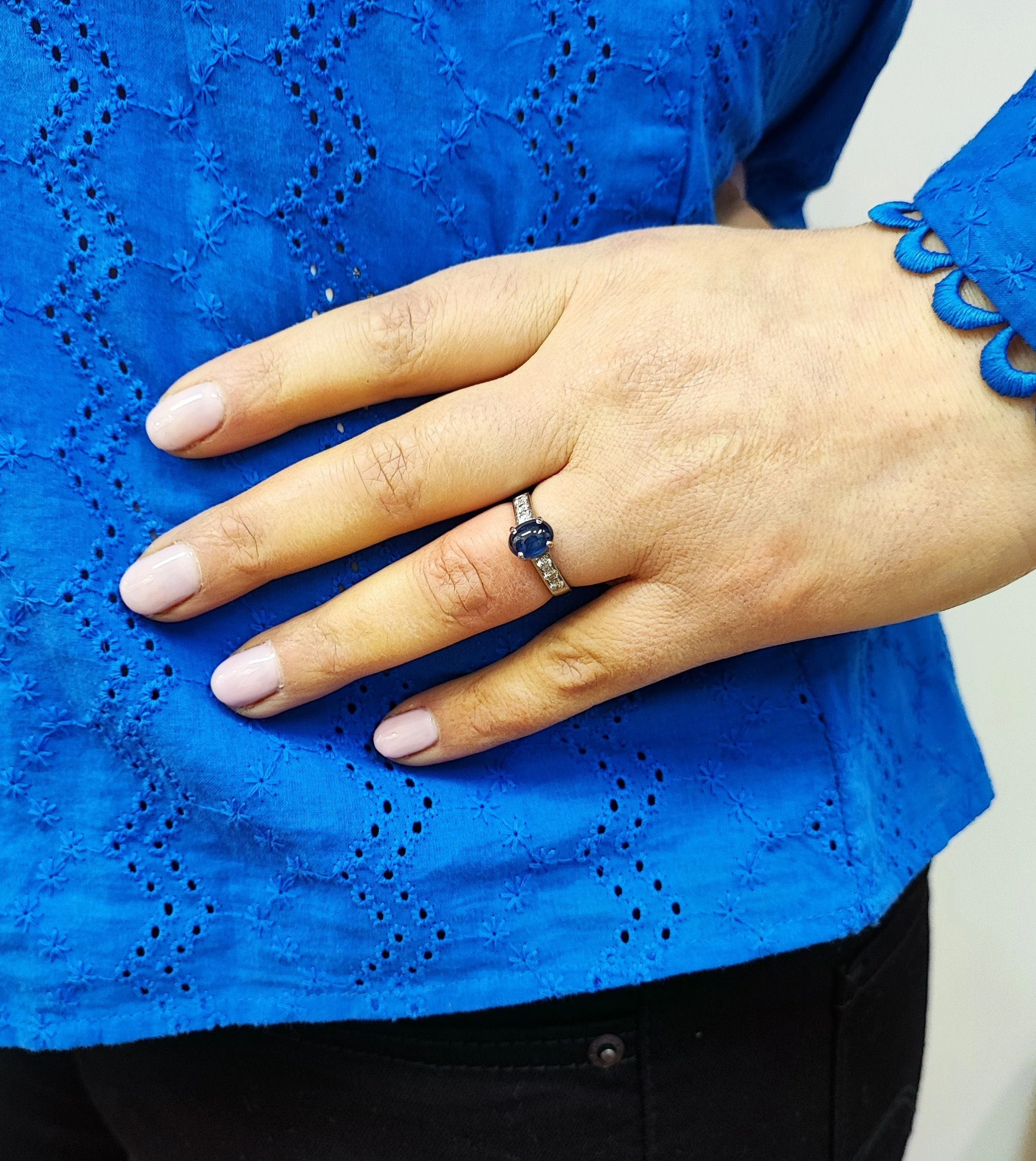 White gold sapphire ring - Image 7