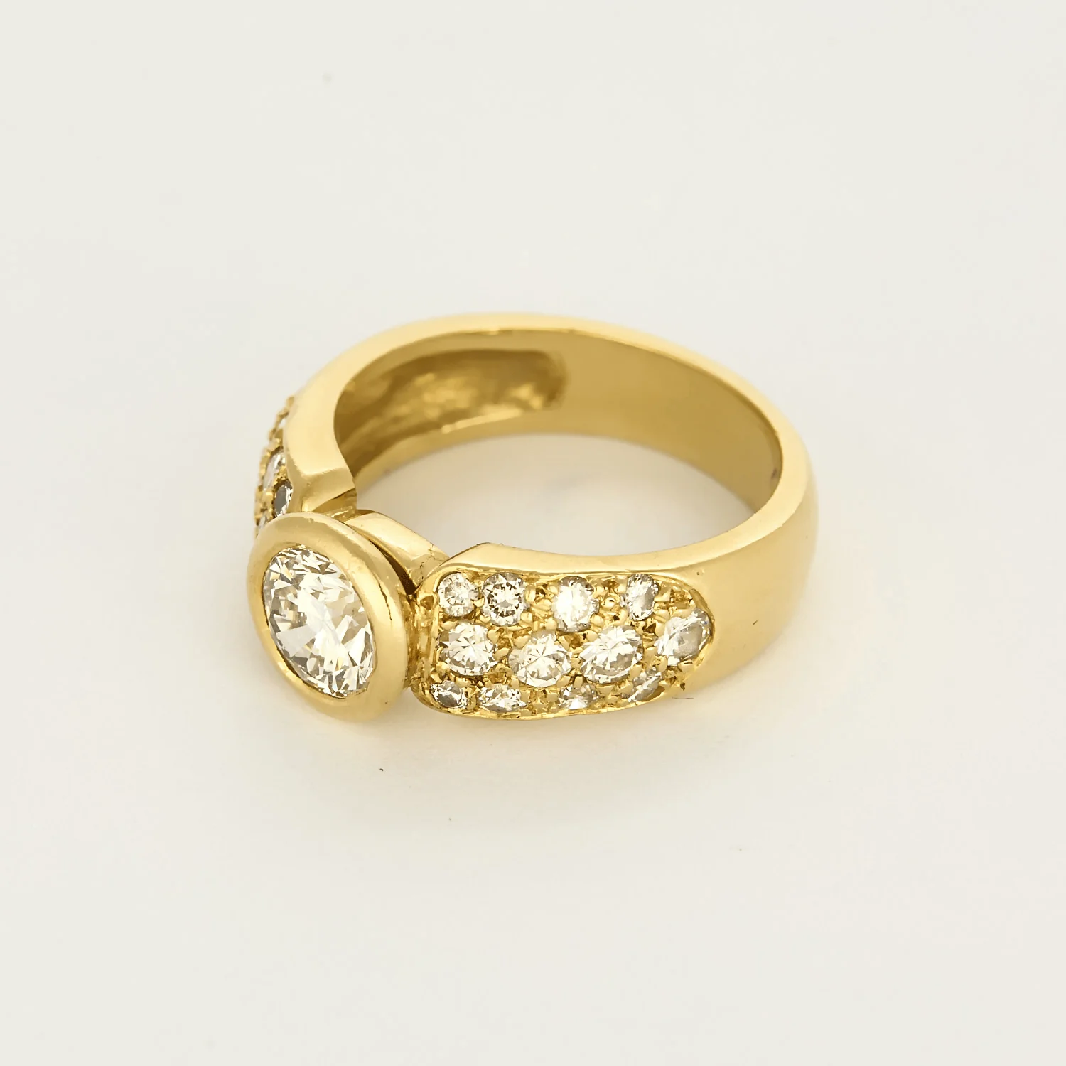 Yellow gold and diamond ring - Image 3