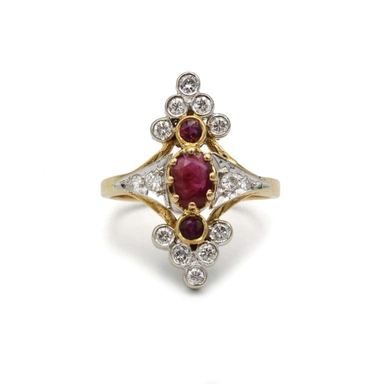 750 gold ring with diamonds and rubies 