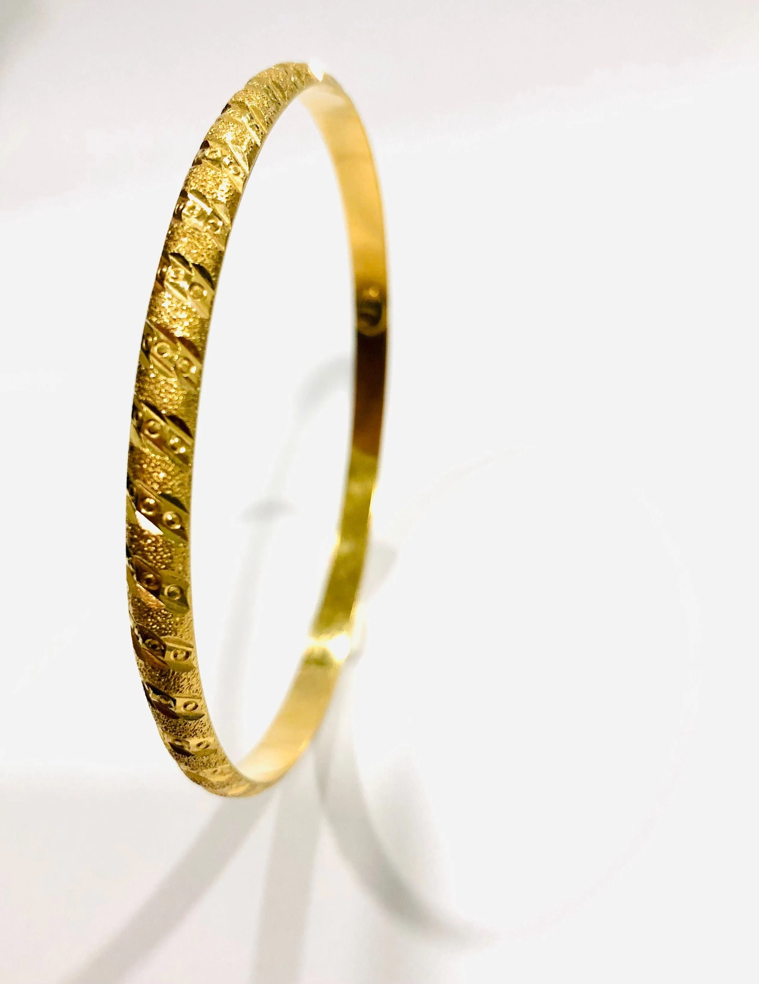 Chiseled bangle bracelet - Image 2