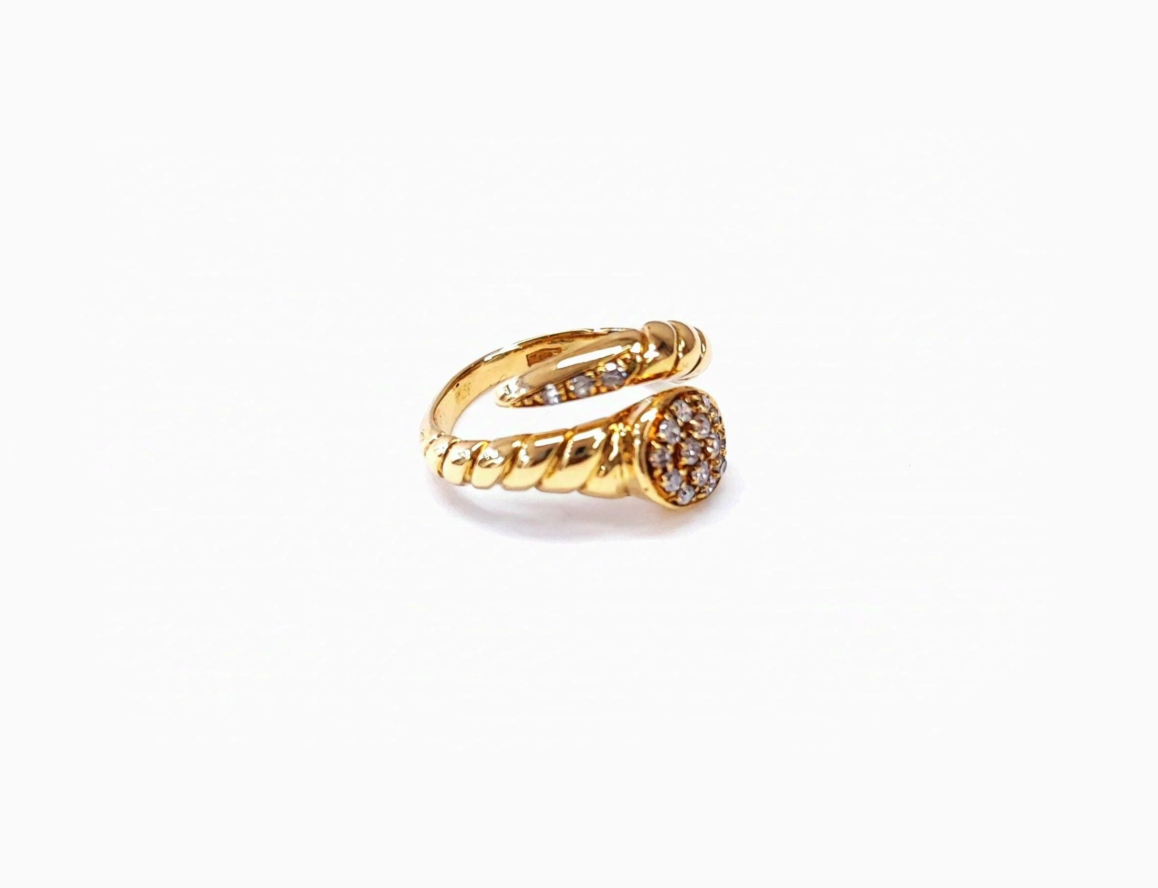 Gold and diamond snake ring - Image 4