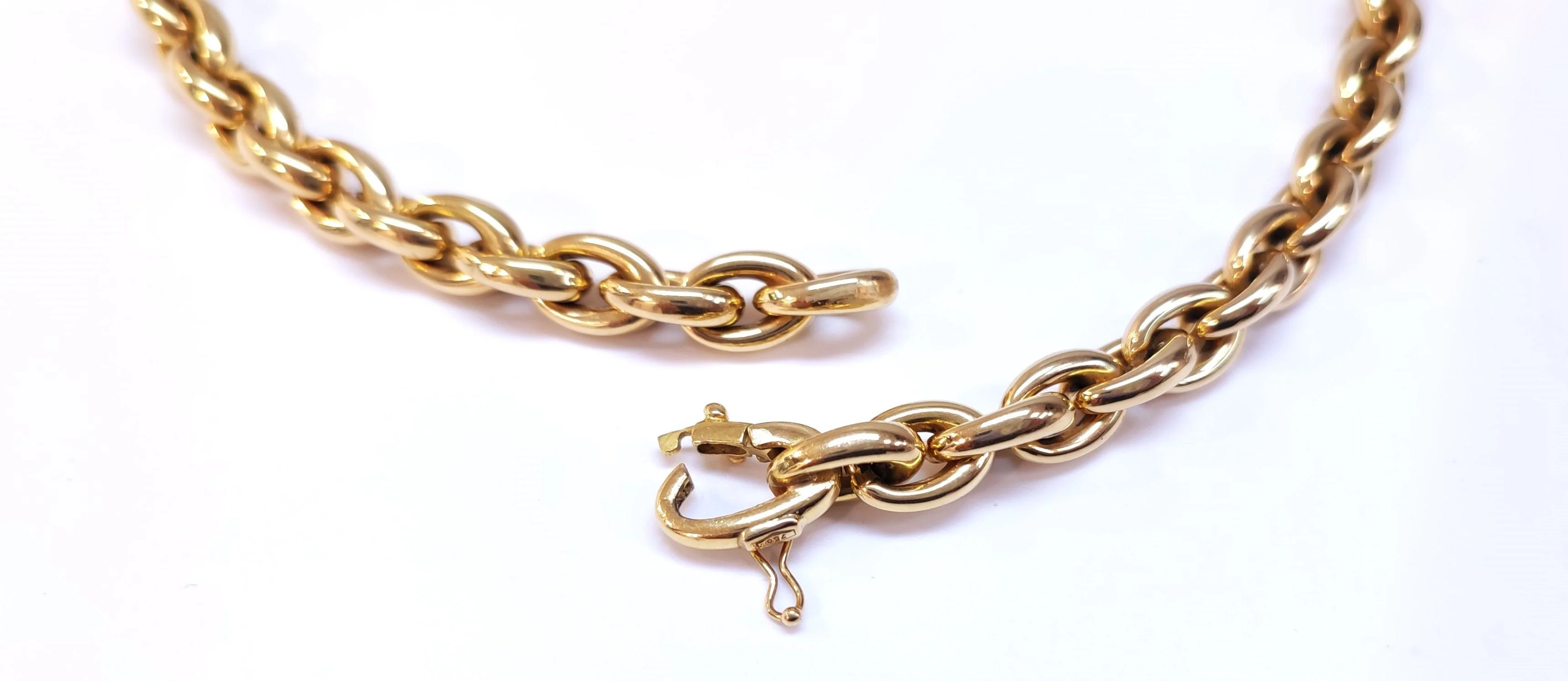 Tapered Oval Links Necklace yellow gold - Image 5