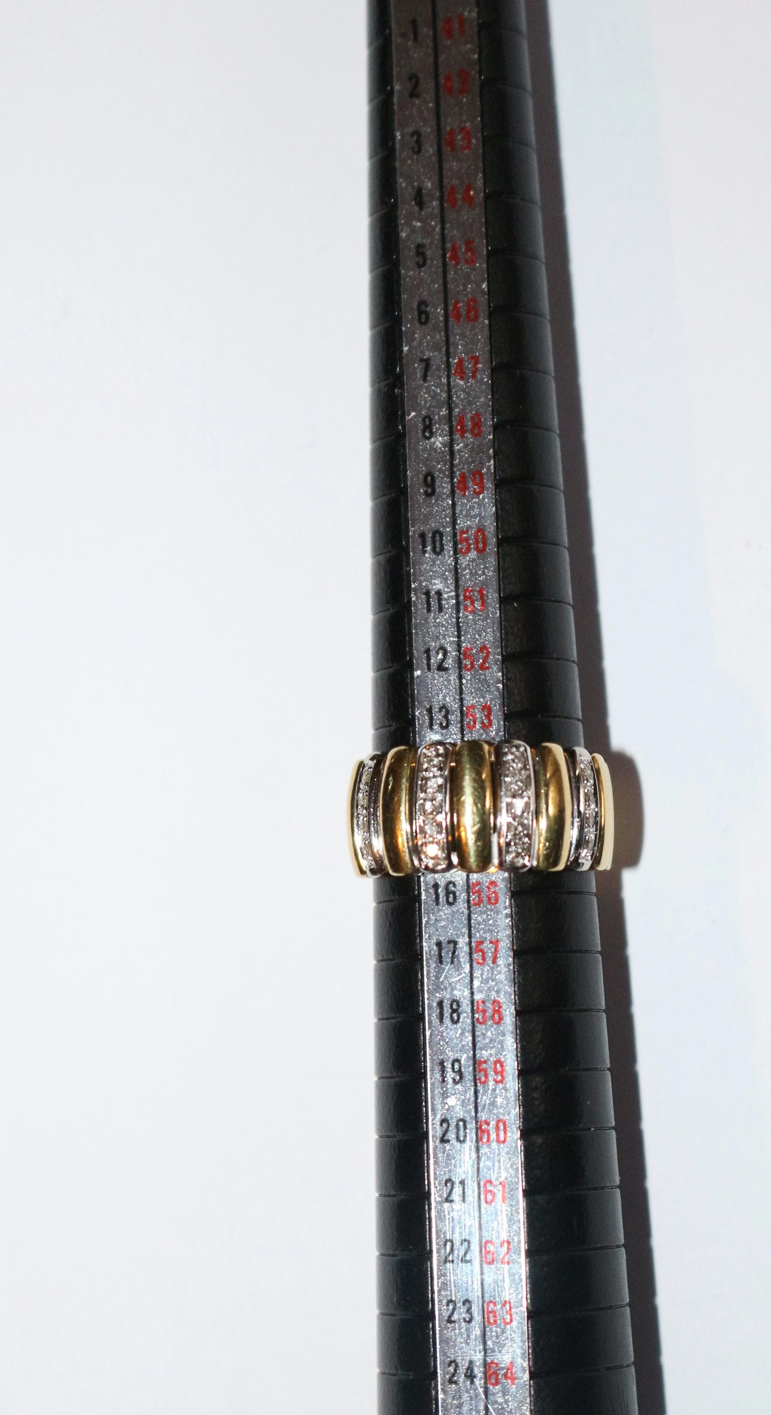 2 gold bandeau ring with diamonds - Image 8