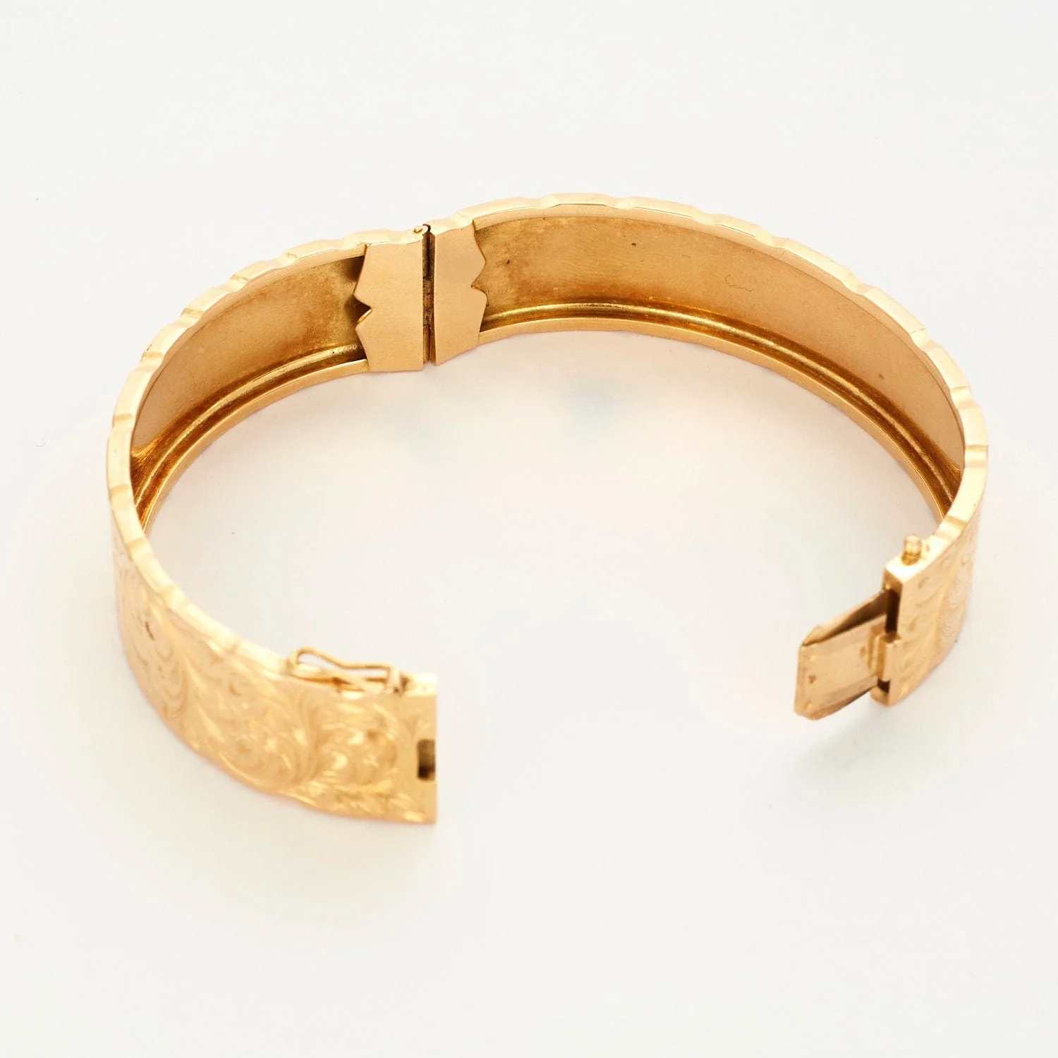 Yellow gold bangle bracelet - Image 4
