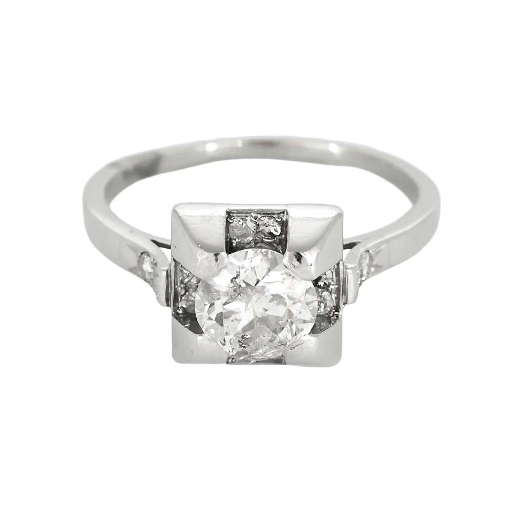 Ring Solitaire in platinum and diamonds
