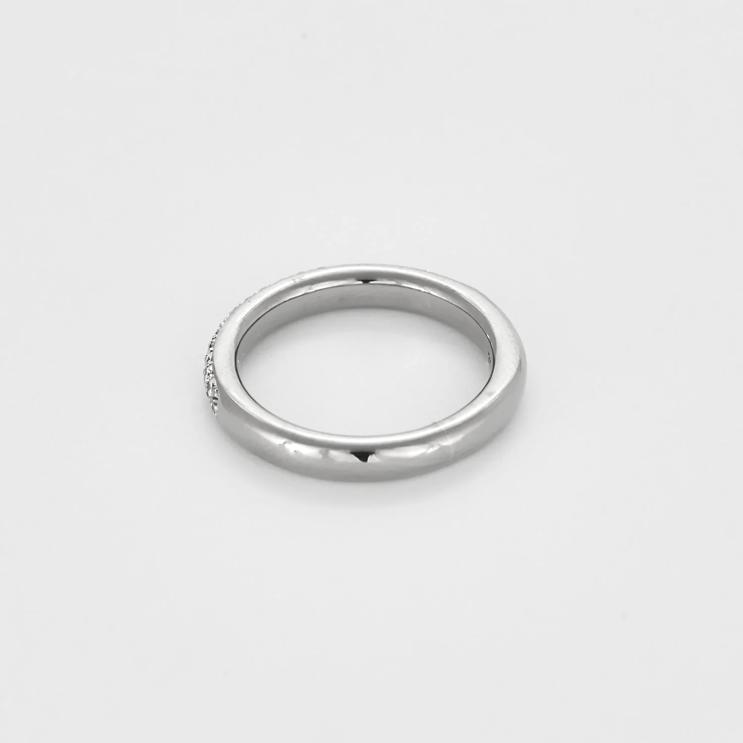 Wedding band in white gold and diamonds - Image 5