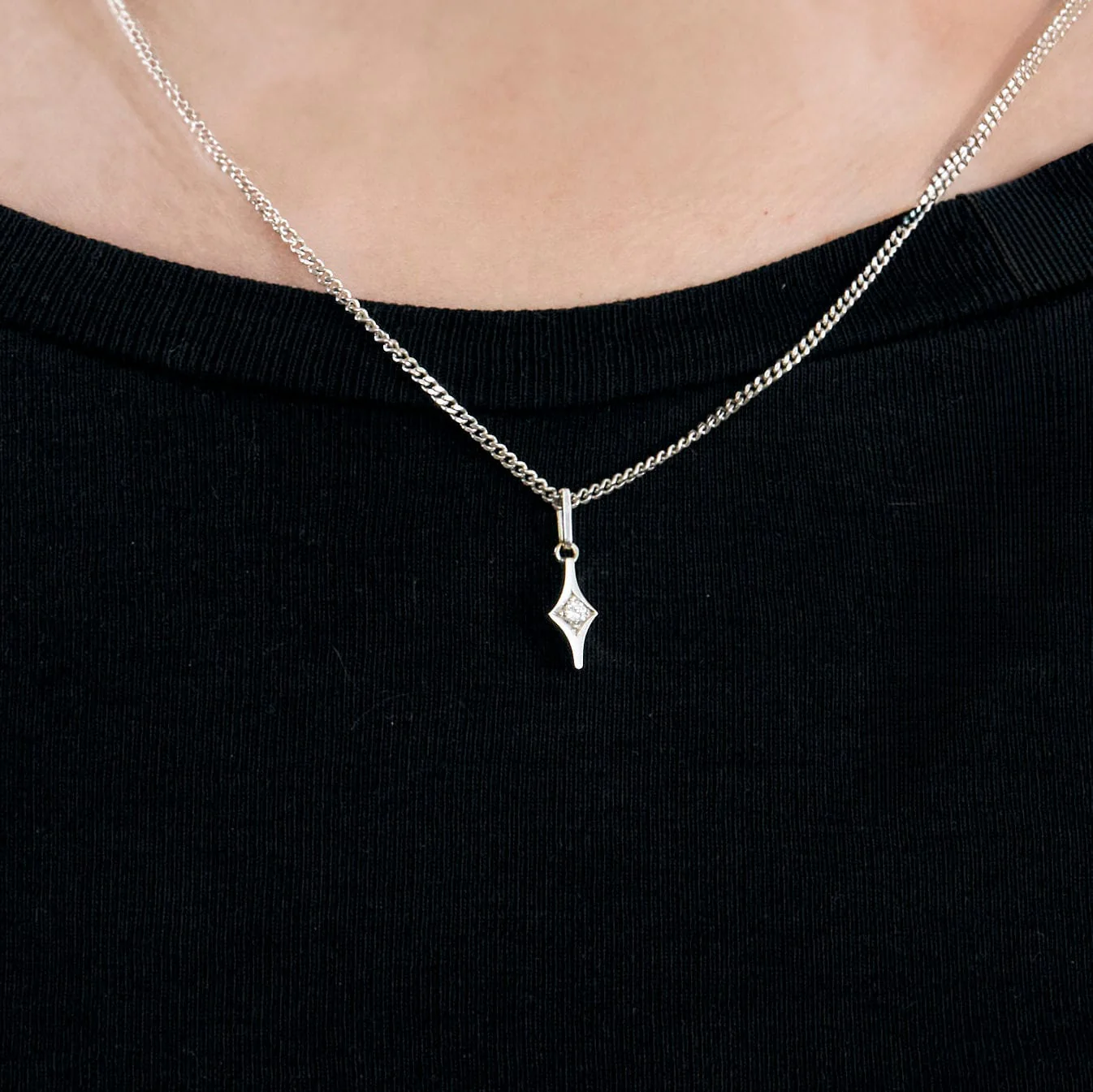 White gold diamond pendant - Image 2