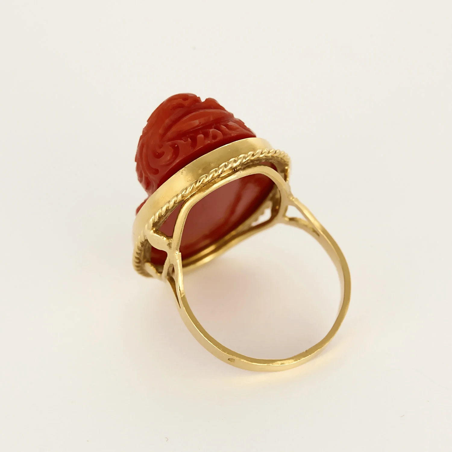 Important yellow gold ring, cameo coral - Image 5