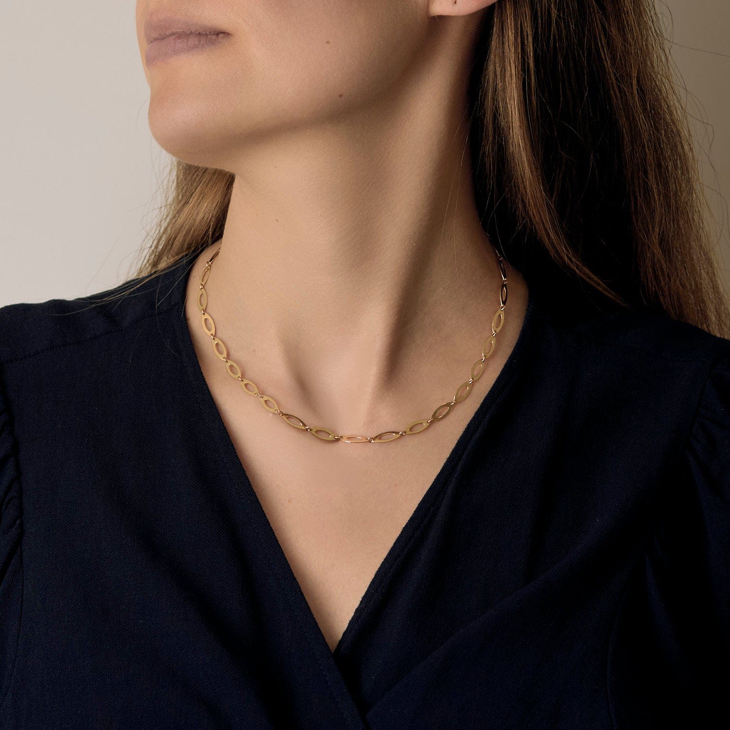 Charming yellow gold necklace with lozenge-shaped links - Image 2