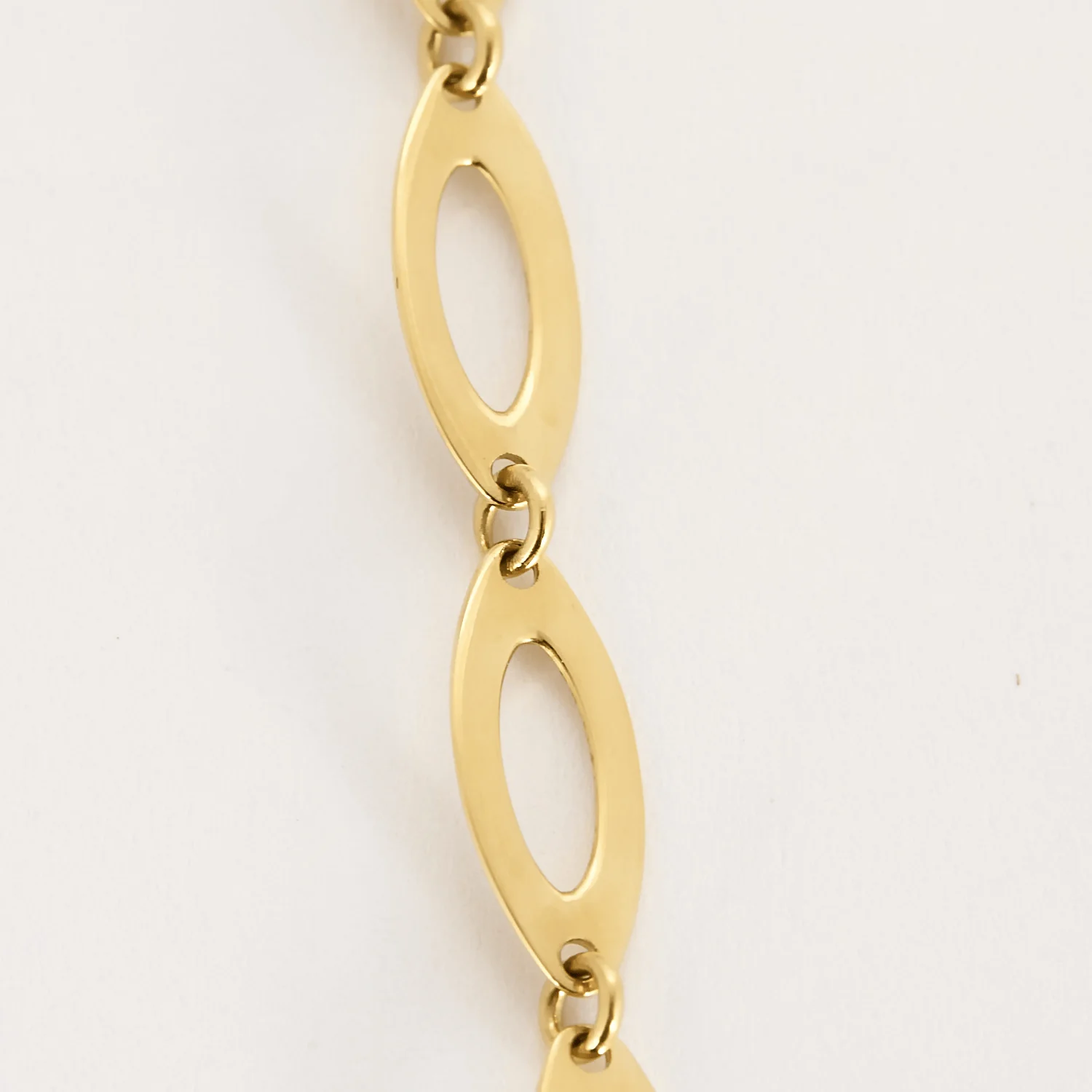 Charming yellow gold necklace with lozenge-shaped links - Image 4