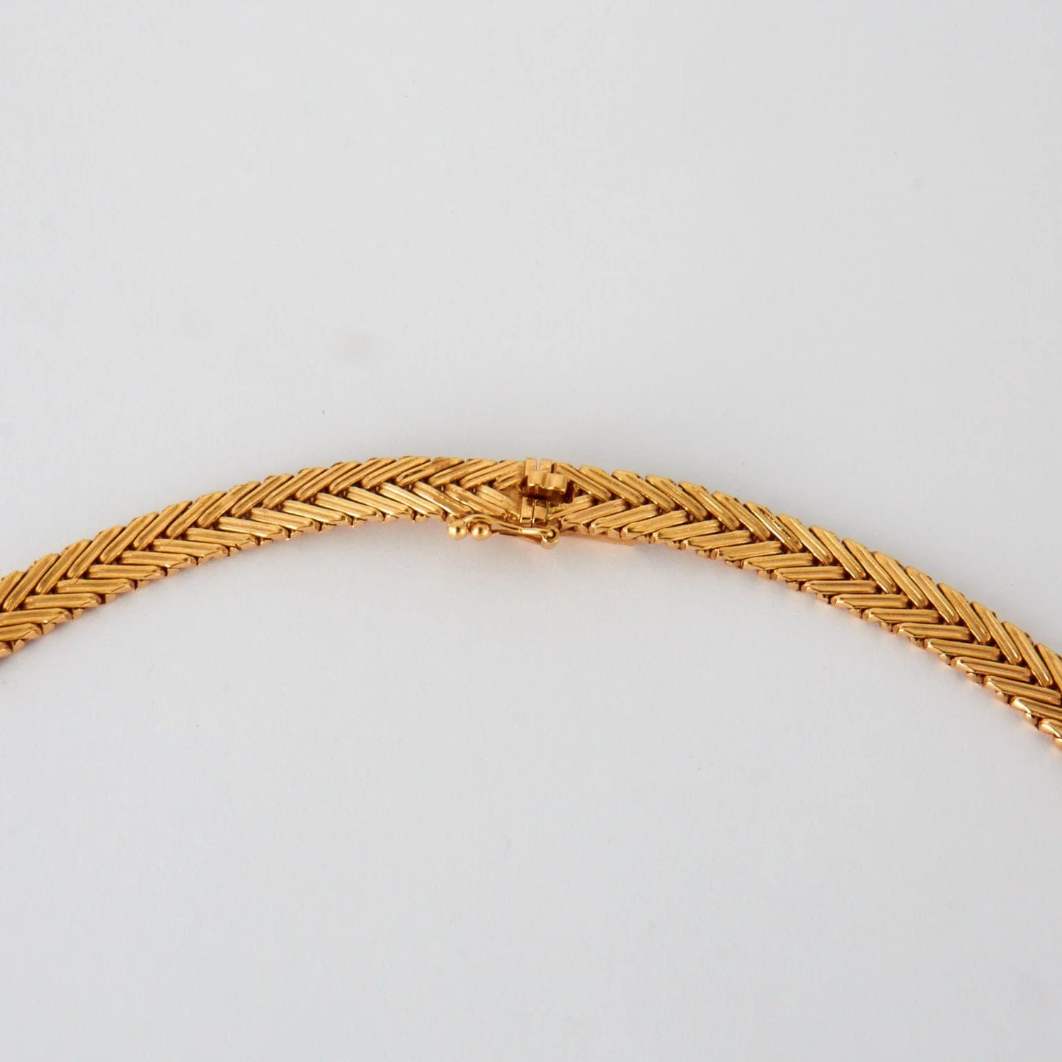 VINTAGE YELLOW GOLD NECKLACE - Image 6