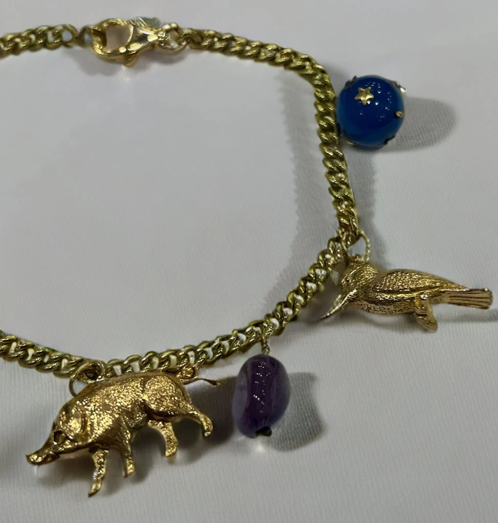 Yellow gold farm charm bracelet - Image 4