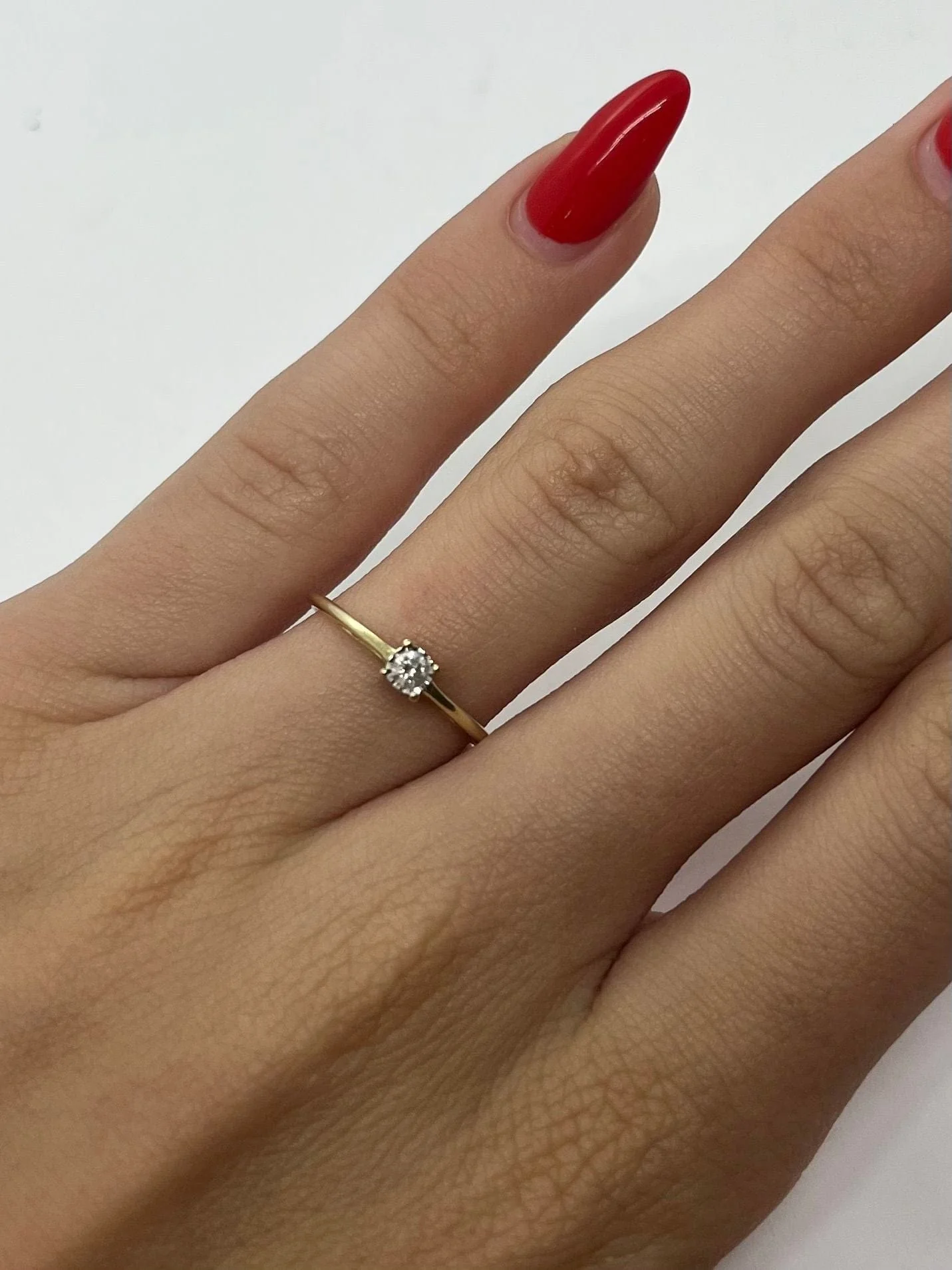 Solitaire yellow gold and 0.10 ct diamond - Image 2