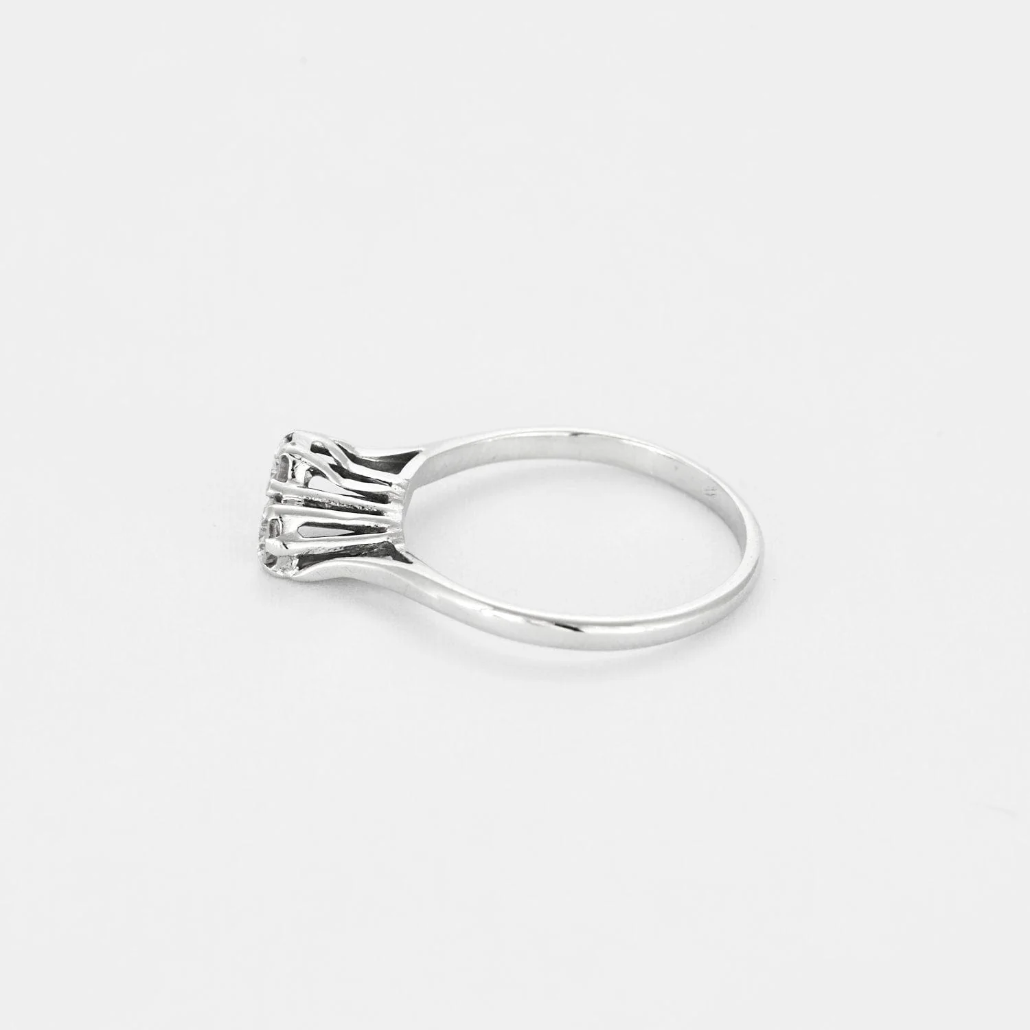 Solitaire Toi & Moi in white gold and diamonds