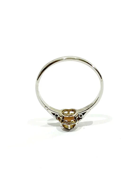 Solitaire gold and diamond ring - Image 14