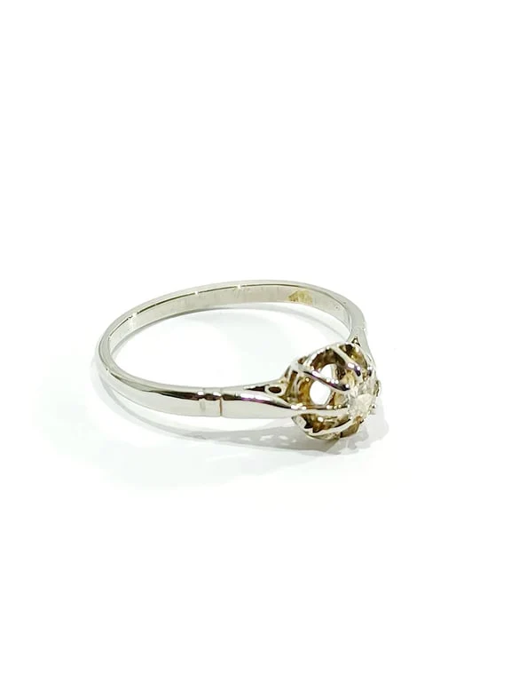 Solitaire gold and diamond ring - Image 7