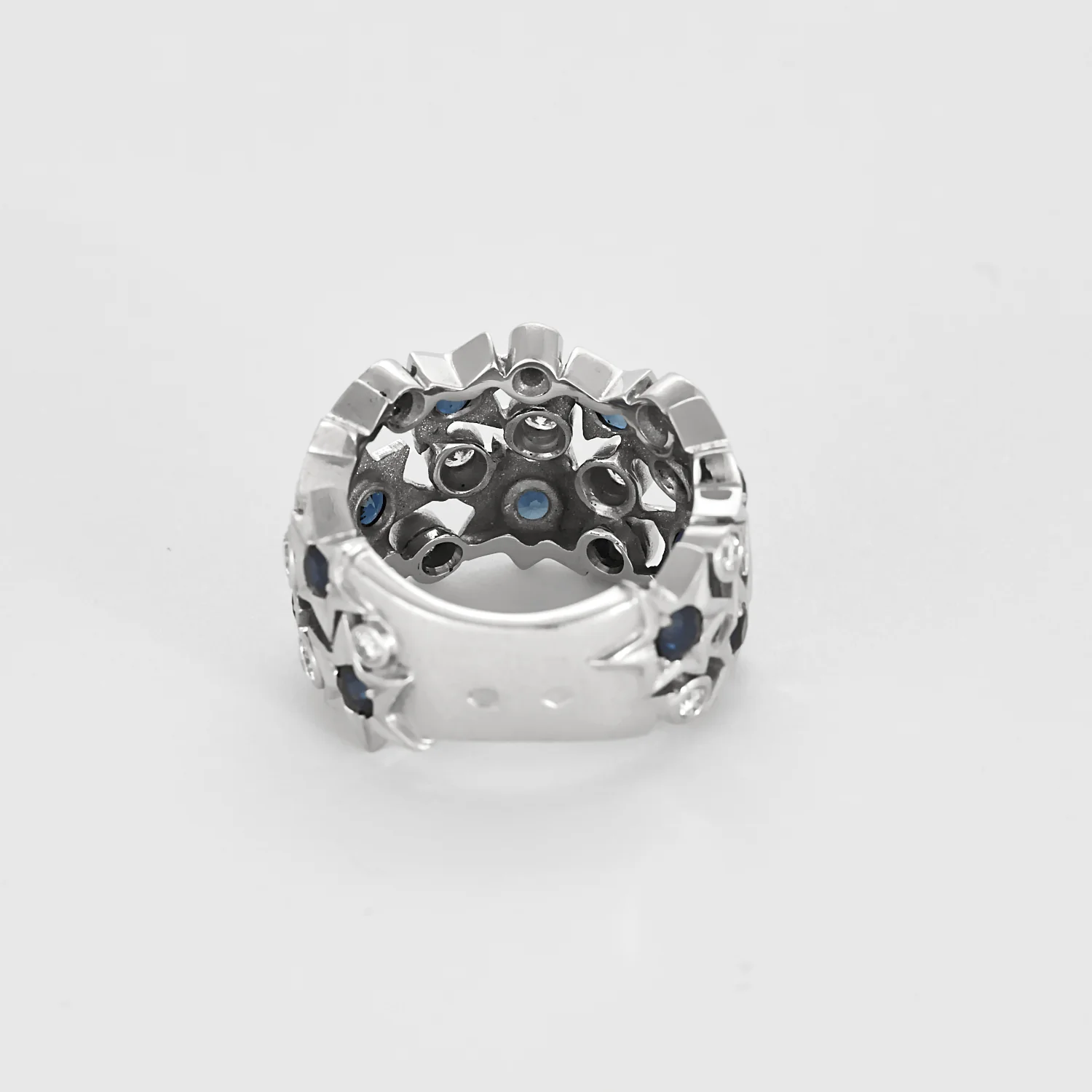 FRED - High Jewelry - Shine - Ring in white gold, diamonds and sapphires  - Image 8