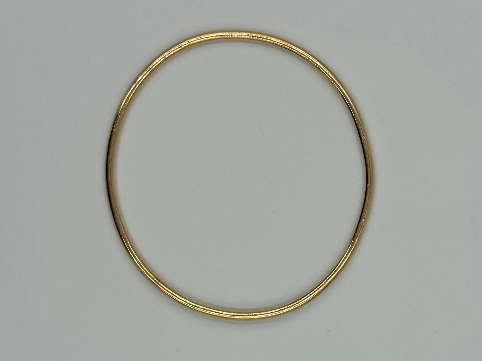 Yellow gold bangle bracelet - Image 3