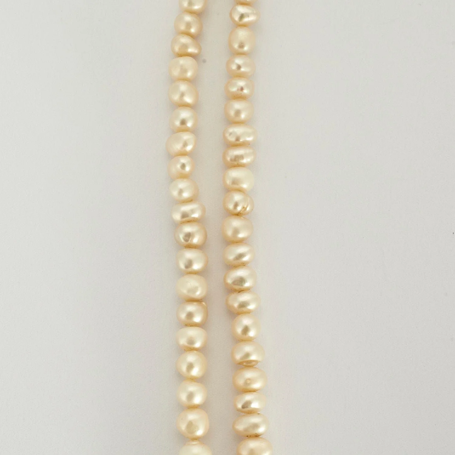 Yellow gold pearl and diamond necklace