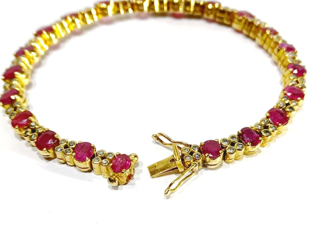 Yellow gold ruby diamond bracelet - Image 12