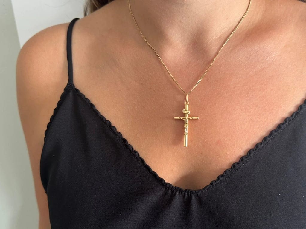 Crucifix Inri pendant - Image 2
