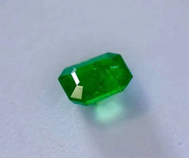 Tsavorite 2.37cts GCI certificate - Image 8
