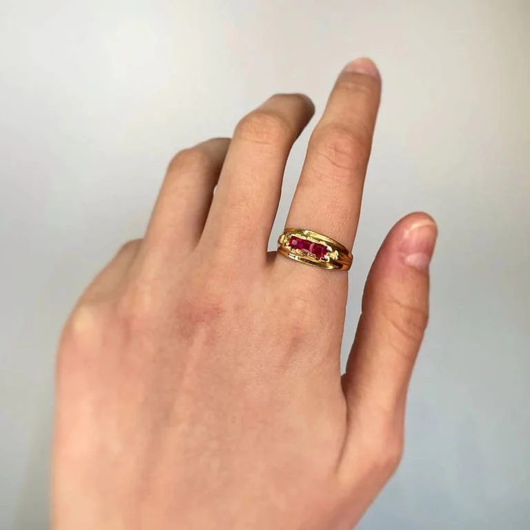 Ring - Gold & Ruby - Image 4
